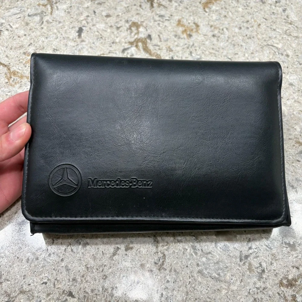 Vintage Mercedes‎ Benz Black Leather Owner Manual Folio E 300 Diesel E 320 E 420